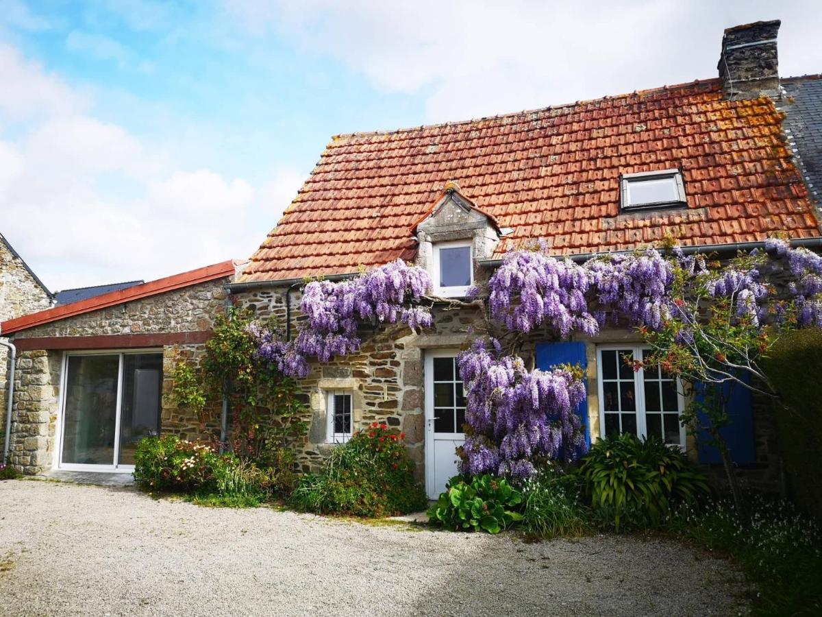 Maison Normande Proche De La Mer Et Des Lieux Touristiques Quettehou エクステリア 写真