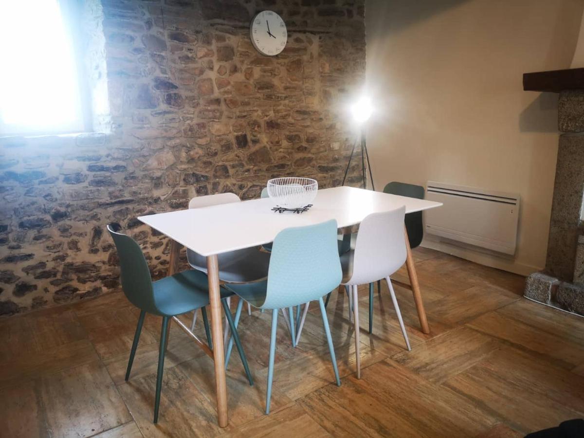 Maison Normande Proche De La Mer Et Des Lieux Touristiques Quettehou エクステリア 写真