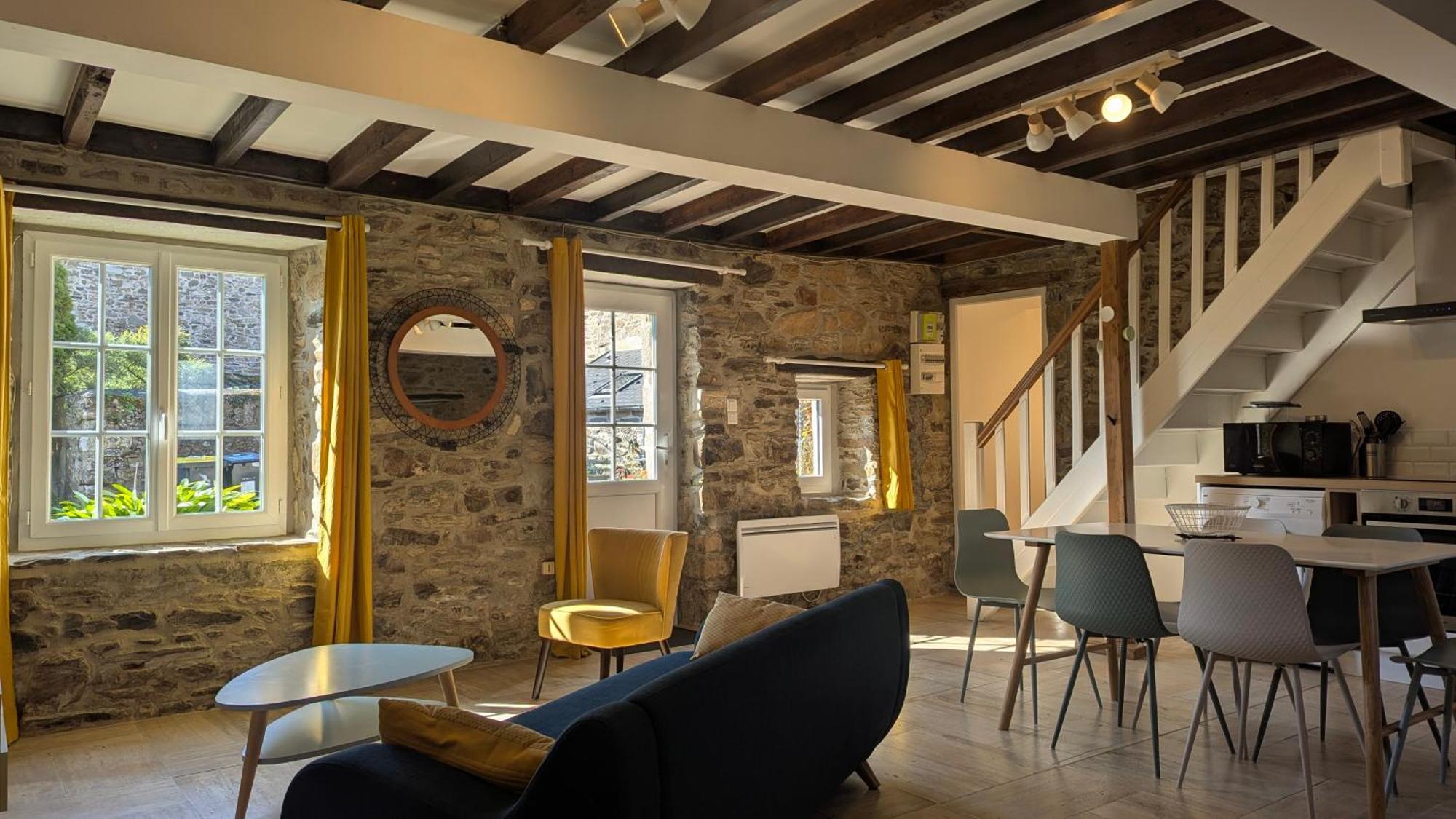 Maison Normande Proche De La Mer Et Des Lieux Touristiques Quettehou エクステリア 写真