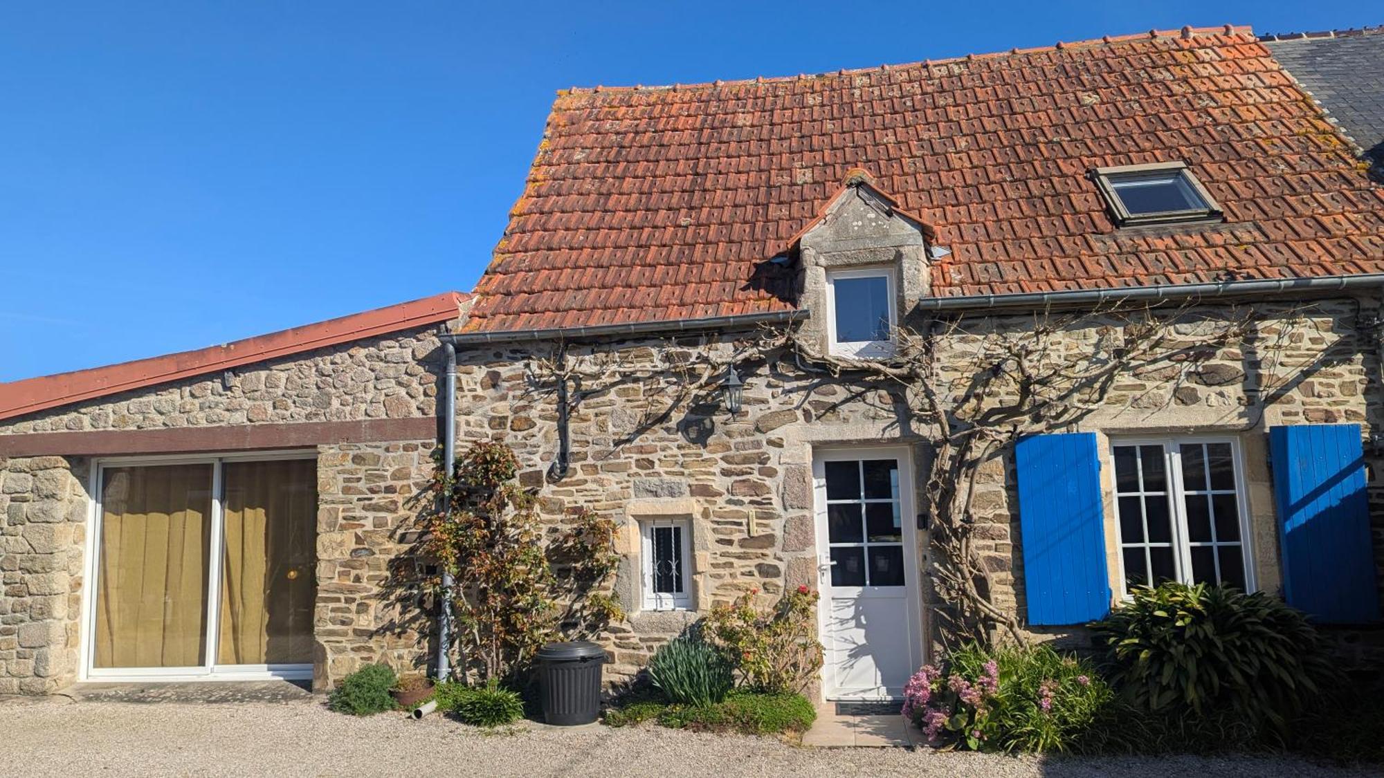 Maison Normande Proche De La Mer Et Des Lieux Touristiques Quettehou エクステリア 写真